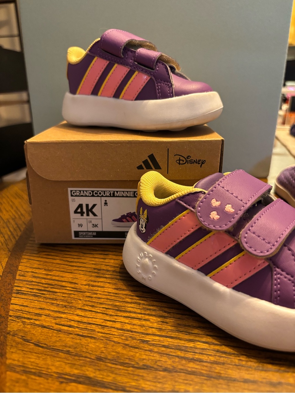 adidas Grand court Minnie Mouse Sneakers